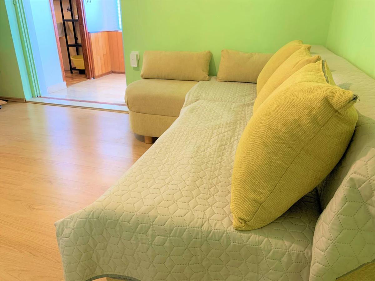 Roko Apartment House Примоштен Екстер'єр фото