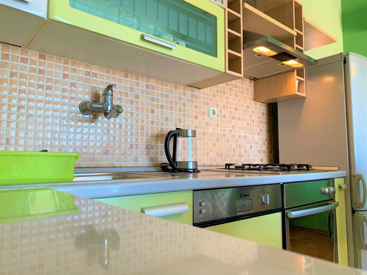 Roko Apartment House Примоштен Екстер'єр фото