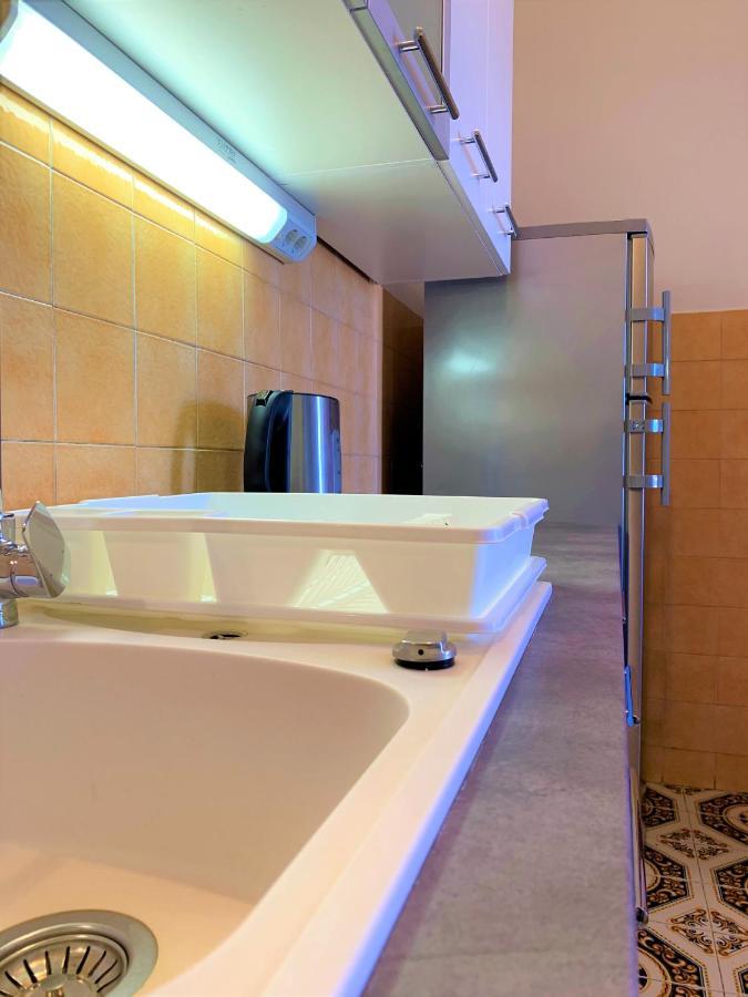 Roko Apartment House Примоштен Екстер'єр фото