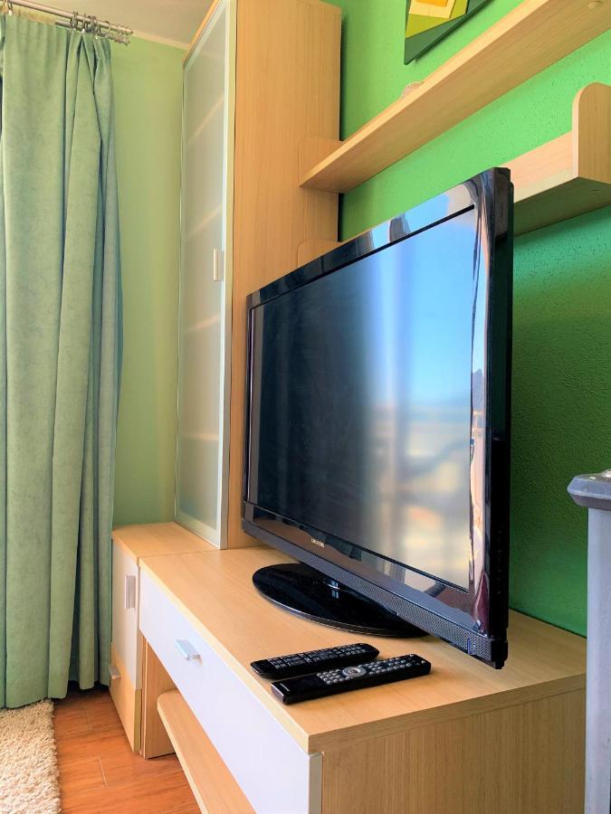 Roko Apartment House Примоштен Екстер'єр фото